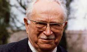 Der deutsche neurochirurg ludwig guttmann gilt als der begründer der paralympics und war ein herausragender förderer des behindertensports. How Paralympic Foundations Were Laid By A Maverick Doctor Who Fled The Nazis Paralympics 2012 The Guardian