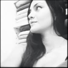 Karen Benavides (@karenBenavidez)