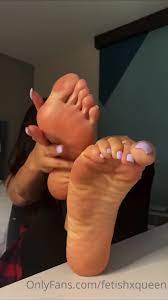 Fetishxqueen Foot Fetish, Highly Arched Feet & Blowjob Videos |  iWantClips.com