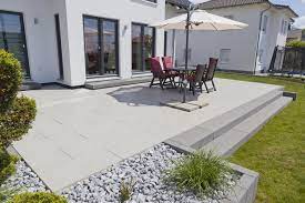 Moderne terrasse und balkon garten idee neu designe garten. Sitzecke Und Grilllounge Die Terrasse Ist Zentrales Element Im Garten Wie Sie Den Lieblingsplatz Auch Am Sitzecke Gartengestaltung Garten Landschaftsdesign