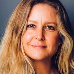 Anna Pullin's Instagram, Twitter & Facebook