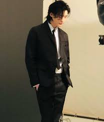 Collection by dunia castro • last updated 10 days ago. Kdrama Tweets On Twitter Look At Lee Jong Suk S Hair Our Man Is Really Back