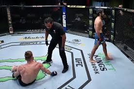 From 2013 to 2019, tony ferguson was perfect inside the octagon. Video Beneil Dariush Scores Video Game Style Spinning Back Fist Ko