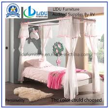 Some teen girls prefer a trendy bedroom with classy furniture and cool decorations for a modern style, while others may want a cozy room with comfortable pieces and simple wall art for a warm look. 2019 House Living Room Kid S Bed Wooden Girls Bedroom Furniture Kids Tree House Bunk Bed White Color China Wooden Bed Kid S Bed Made In China Com