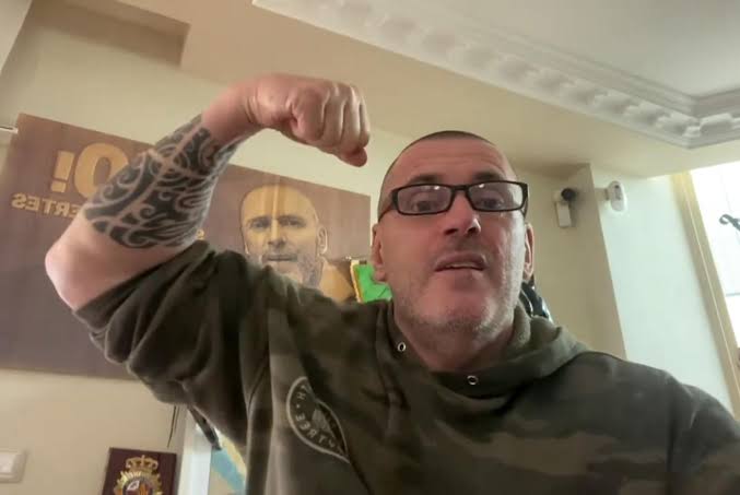 Sumar pregunta a Marlaska si va a ilegalizar al “grupo violento” Desokupa -  El Salto - Edición General