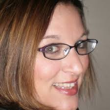 Maggie Dobson's Instagram, Twitter & Facebook