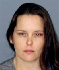 Leanne Flynn's Instagram, Twitter & Facebook