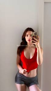 Donna cerca uomo escort Mariam a Capua - EscortA