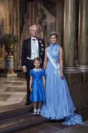 Sweden S King Carl Xvi Gustaf Posed With The Next Two Heirs In Line For The Throne His Daughter Cro Royal Dresses Princess Victoria Of Sweden Princess Victoria