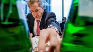 Das publikum, der saal ist vollbesetzt, wartet freudig erregt. Hans Georg Maassen Unterwegs Mit Dem Ex Verfassungsschutzprasidenten Stern De