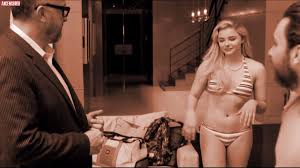 Chloë Grace Moretz Desnuda En I Love You Daddy Porn Sex Picturesexiezpix  Web Porn
