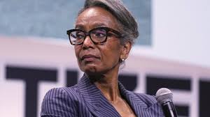 Q&A: Pulitzer Prize winner Robin Givhan chronicles Virgil Abloh's rise to  fashion fame