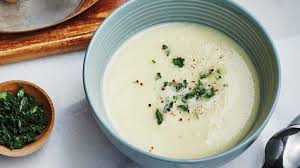 Potage De Chou Fleur Et De Pommes Recette Potage Chou Fleur Potage Et Chou Fleur