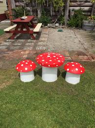Little Concrete Mushrooms Table And Chairs Made By Me Front Lawn Landscaping Lawn And Landscape Outdoor Decor
