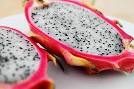 Pitaya usually refers to fruit of the genus stenocereus, while pitahaya or dragon fruit refers to fruit of the genus selenicereus (formerly hylocereus), both in the family cactaceae. Wie Gesund Ist Die Drachenfrucht Gesundheit De