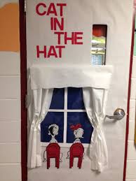 Pin By Usa Texas On Elementary Crafts Classroom Decorations Seuss Classroom Dr Seuss Classroom