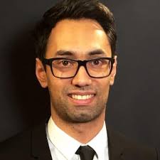 Mack ist Associate Director bei 365 Sherpas