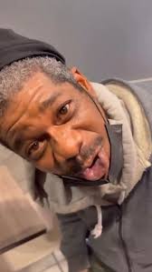 #HOODPOPECHALLENGE 😤 SEE SOMEONE IN NEED HELP THT PERSON 💚 ENCOURAGING  EVERYONE WHO CAN TO PUT THEY 2 CENTS IN 🙇🏽‍♂️BIG SHOUTOUT @im_talented__  🐐 , #explore #hoodpopechallenge #nyc #peace #kindness