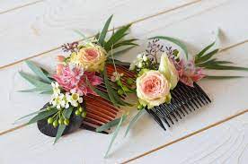 Sammlung von hannah manna • zuletzt aktualisiert: Haarschmuck In Blush Und Burgundy Selber Machen Elegante Hochzeit Teil 4 Blumigo