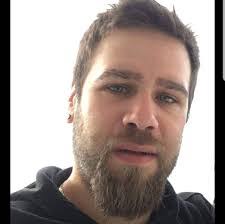 Jesse Harder's Instagram, Twitter & Facebook