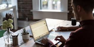 Tamu kebanyakan membawa (pulang) gelas dan handuk (dari kamar). Bisa Dikerjakan Di Rumah Ini Daftar Pekerjaan Freelance Yang Dicari Saat Pandemi Merdeka Com