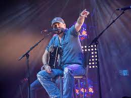 Here is the newest single, he wrote alongside a photo of the cover art. Listen To Jason Aldean S New Song Camouflage Hat New Country 96 3