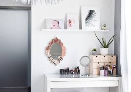 Schminktisch Ideen 5 Tipps Fur Aufbewahrung Deko Schminktisch Ideen Schminktisch Ikea Ikea Deko Ideen