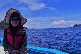 14+ foto wanita berhijab syar&i dari belakang di pantai. 30 Gambar Wanita Berhijab Keren Dari Belakang 9900 Gambar Perempuan Hijab Keren Dari Belakang Gratis Download 10 Potret Ri Gambar Pemandangan Gambar Keren