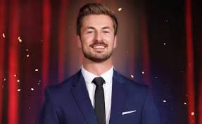 Das liegt auch an nicolas puschmann, der den prince gibt. Premiere Bei Let S Dance Nicolas Puschmann Tanzt Mit Mann