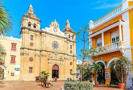 Colombia is bordered on the northwest by panama, on the east by venezuela and brazil, and on the southwest by peru and colombia shares borders with five neighboring countries. Kreuzfahrten Nach Cartagena Kolumbien Royal Caribbean Cruises