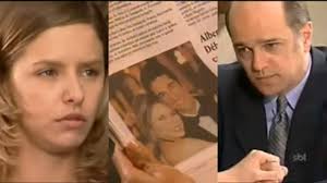 Pequena Travessa: George consola Júlia após a mocinha ler notícia sobre  Alberto no jornal