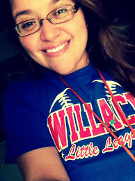 Lani Lopez (@lanilove21)