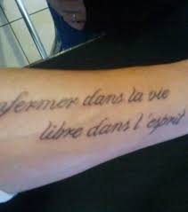 Si vous avez précisément un message à transmettre à travers votre tatouage, il est très évident que vous aurez une idée plus précise du motif à choisir pour idée tatouage homme avant bras phrase. Ecriture Tatouage 20 Idees Pour Un Tatouage De Phrase Sur L Avant Bras