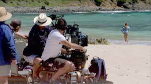Sadece 2 filmde esamesi anildi. The Shallows Blake Lively Behind The Scenes Movie Broll Shark Screenslam Youtube