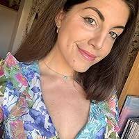 De lobos y dioses by Marina Tena Tena