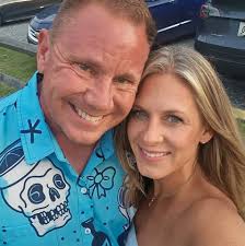 Hey hey! Anyone have anything in this picture? Trying to build a beach bar 