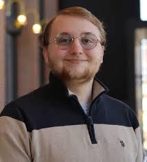 Brad Rees's Instagram, Twitter & Facebook