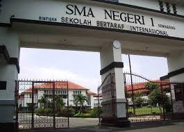 Pada suatu hari, ada pertandingan basket antara anak melawan anak sma 8 di sekolahku. Berani Uji Nyali Di 5 Sekolah Paling Angker Di Indonesia Ini Guys Urbanasia Com