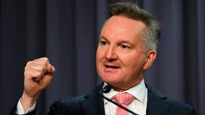Australia is under new management": Bowen tells clean energy investors