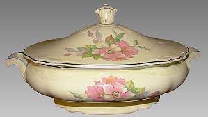 Collector quality fiesta this is the gold crown china pattern that was made by homer laughlin but marketed by the lifetime china co. Homer Laughlin China Co History Patterns Colors