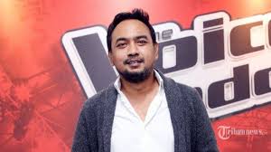 Chorus a f#m d e mungkin aku tak setampan romeo a f#m d e aku juga tak bergelimang harta. Lirik Dan Kunci Chord Gitar Bunga Terakhir Bebi Romeo Ku Persembahkan Kepada Yang Terindah Tribun Papua