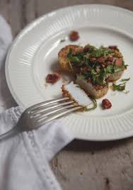Petoncles Crumble De Chorizo Shellfish Recipes Recipes Scallops And Chorizo