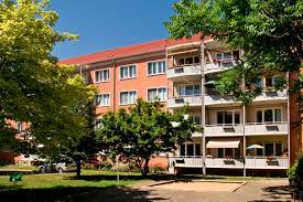 Die über 9.500 eigenen wohnungen der wvg sind überwiegend saniert und modernisiert, haben einen balkon und einen keller. Wohngebiet Zentrum Ihre Wowi Ffo Gmbh Wohnungen Und Gewerbe In Frankfurt Oder
