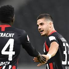 Es drängt sich also ein gedanke auf: Eintracht Frankfurt Andre Silva Mit Traumtor Toptorjager Nach Corona Pause