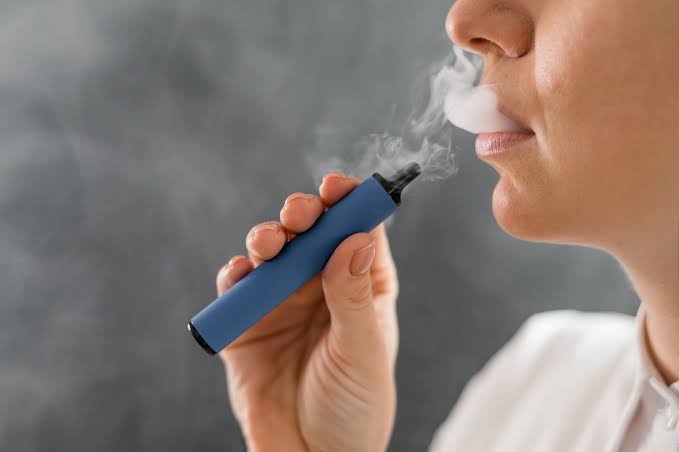 Vape e seu impacto na sa&uacute;de dos jovens - Centro Radiol&oacute;gico