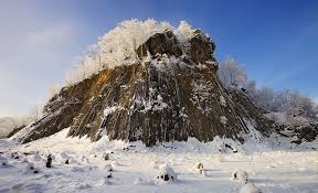Berg Zlaty Vrch Goldberg Bei Ceska Kamenice Bohmisch Kamnitz Foto Martin Rak Bohmische Schweiz Elbsandstein Tschechien
