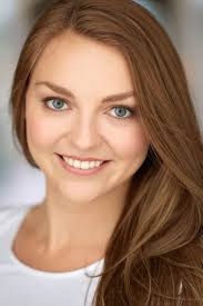 Kerry Logan's Instagram, Twitter & Facebook