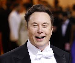 Elon Musk says Twitter is "resisting and thwarting his information rights" 