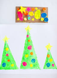 Today i'm going to show you how to make. Sponge Painted Christmas Tree Art