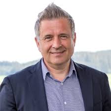 Ich freue mich heute ganz besonders mit Stolz die Gründung der avasis  austria GmbH an unserem neuen Standort in Linz verkünden zu dürfen.